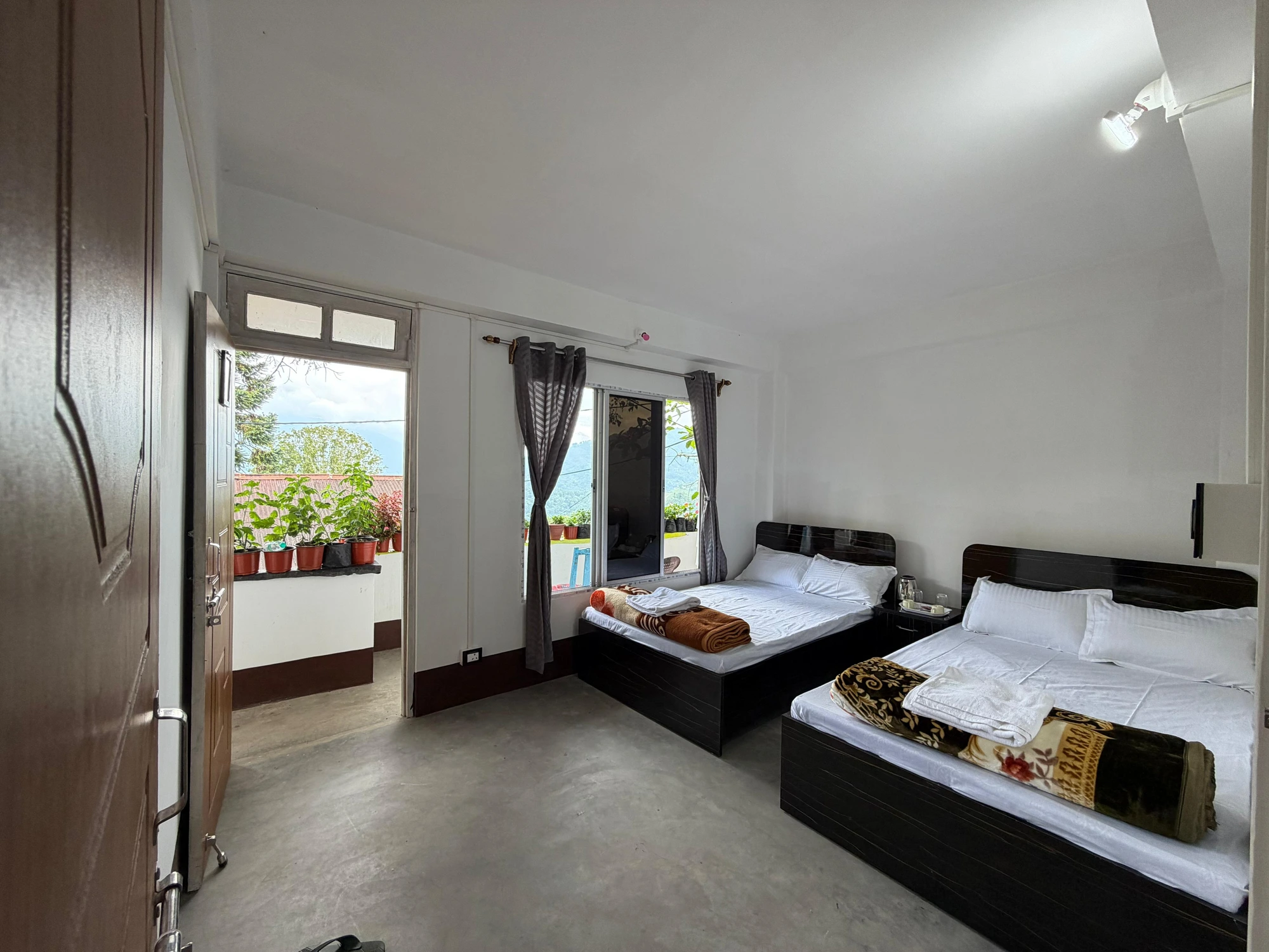 K7 DreamHomeStay Budget